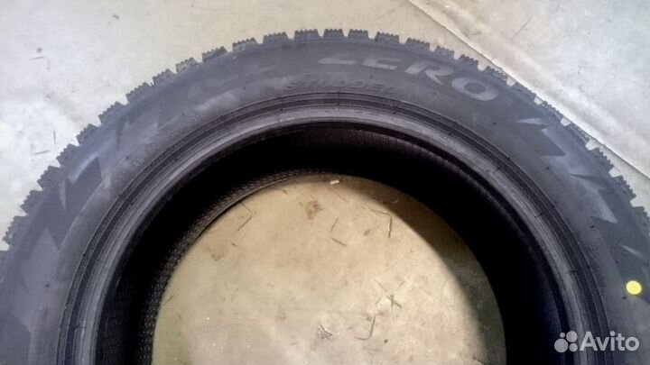 Pirelli Ice Zero 275/40 R21 107H