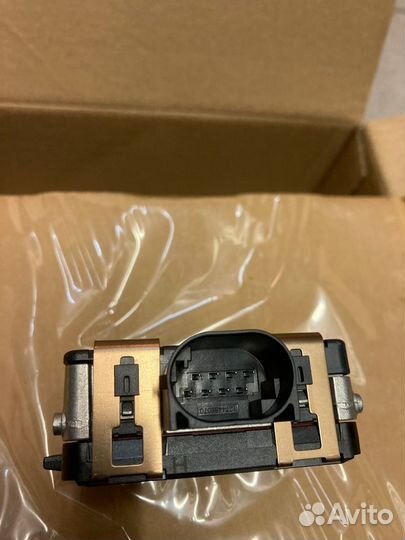 Блок управления ассистента смены полосы движения