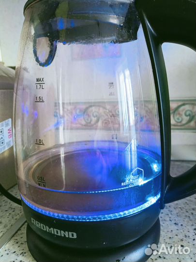 Чайник электрический redmond