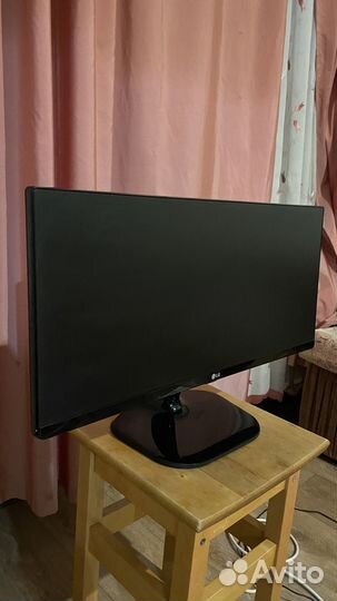 Монитор LG 25