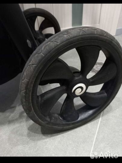 Прогулочная коляска tutis aero sport