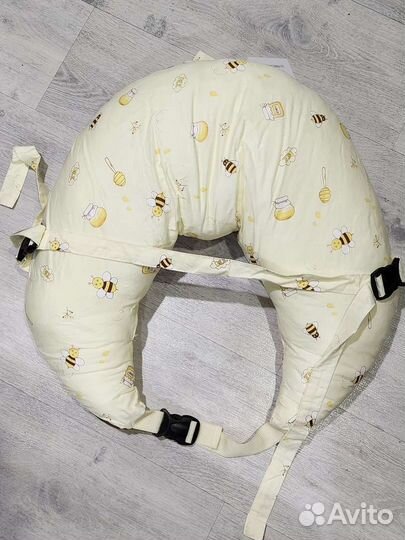 Комплект из Подушка, пеленки и прокладки