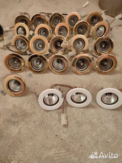 Светильник потолочный встраиваемый