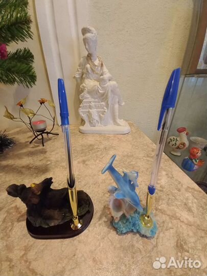 Статуэтки фигурки