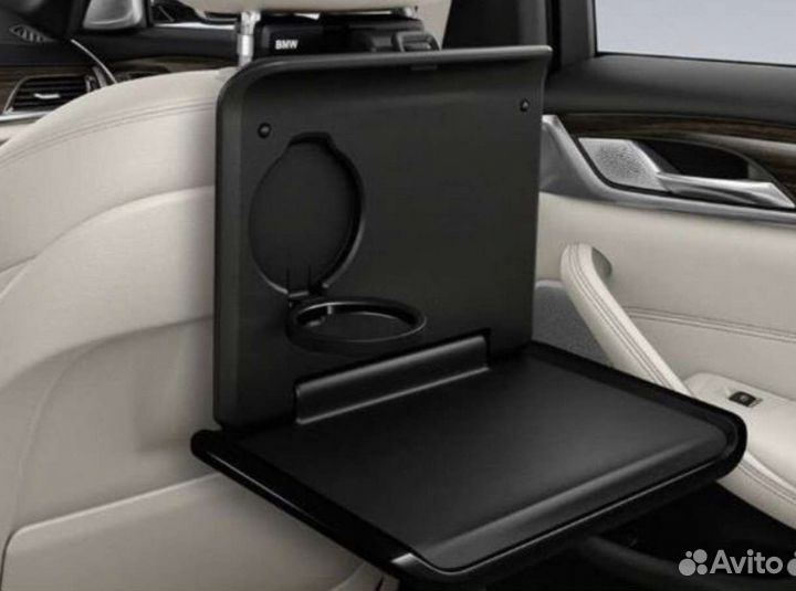 Складной столик BMW системы Travel & Comfort