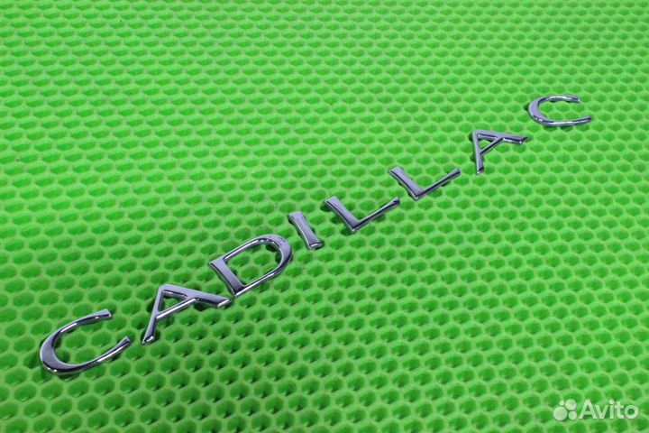 Эмблема Cadillac Escalade GMT400