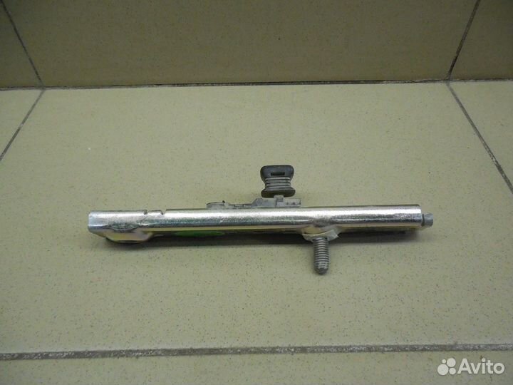 Механизм регулировки ремня безопасности Sandero 20