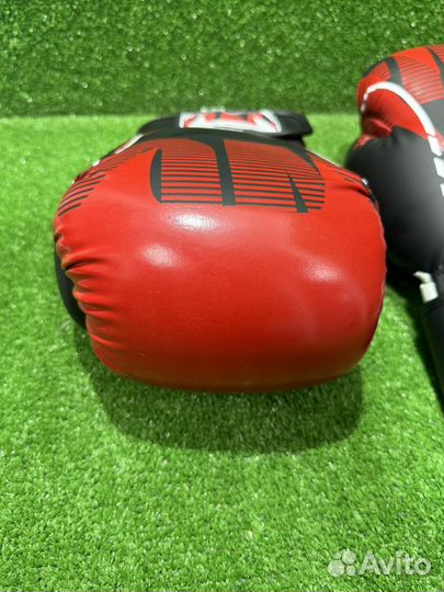 Боксерские перчатки venum adrenaline