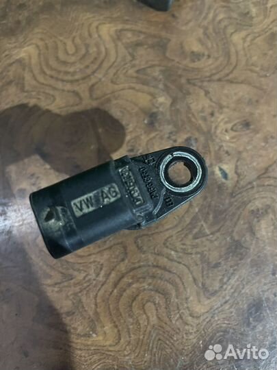 Датчик распредвала Ауди Q7