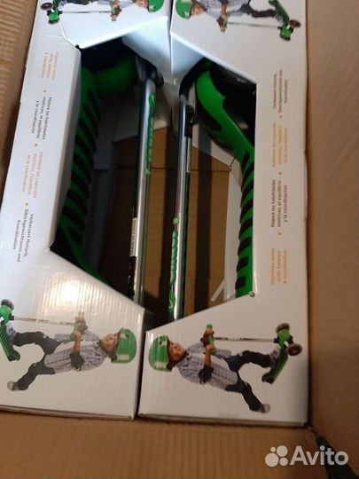 Детский самокат Glider Deluxe