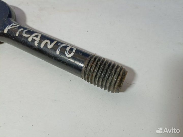 Крюк буксировочный Kia Picanto 2