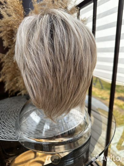 Парик женский