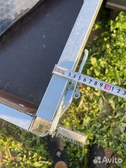 Рейлинг с упорами ложементов для лодки пвх