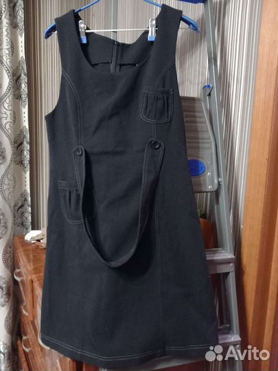 Много платьев