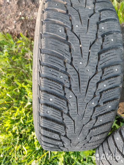 Bridgestone Ice Cruiser 7000S 205/55 R16