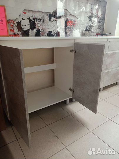 Кухонный гарнитур новый