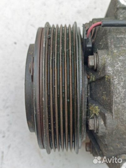 Компрессор кондиционера. Renault Laguna M4R