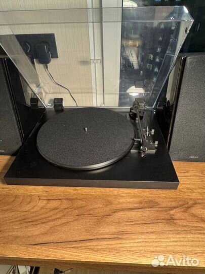 Проигрыватель виниловых пластинок Pro-ject A1 (OM