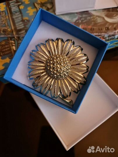 Редкая брошь Sarah Coventry pearl