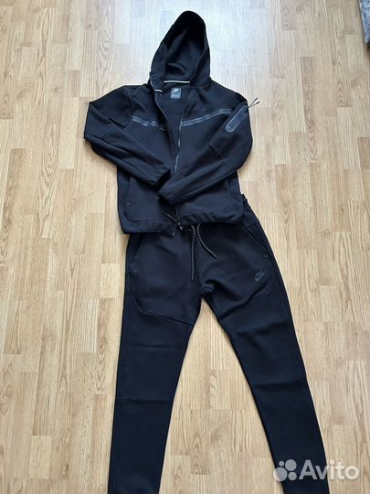 Nike Tech Fleece