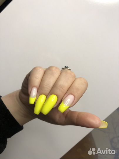 Мастер маникюра и педикюра