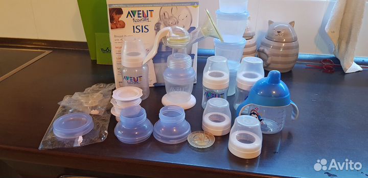Молокоотсос Avent, бутылочки и контейнеры via