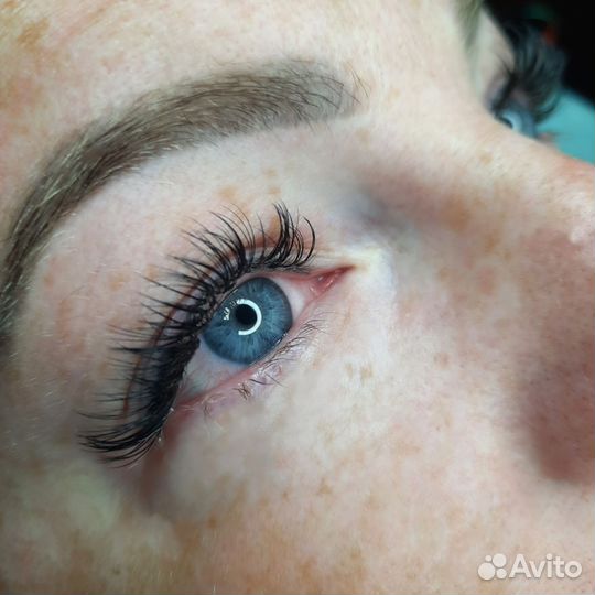 Модель на ресницы 900р
