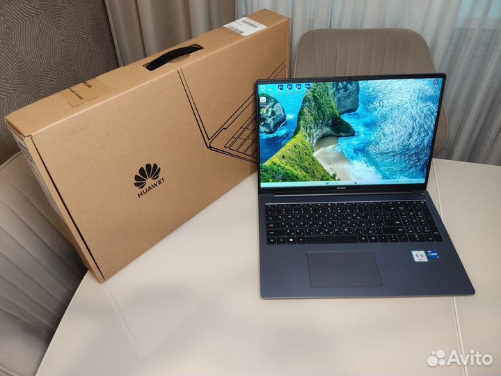 Huawei MateBook D16 (i5 12450h/16гб/512гб)
