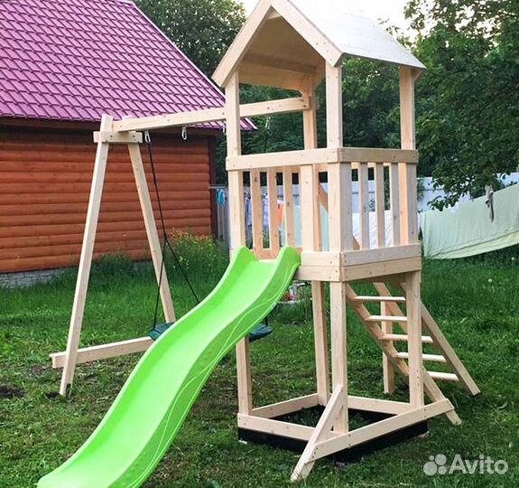 Детский игровой комплекс с горкой