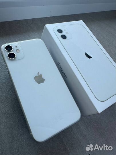 iPhone 11, 64 ГБ