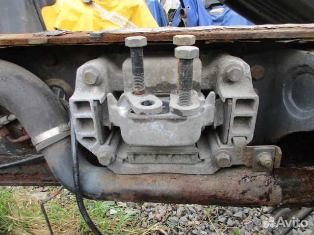 Опора кпп Scania P, G, R series