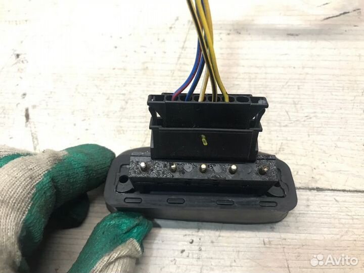 Контакты двери Mercedes Vito W639