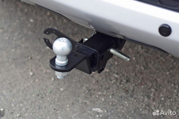 Фаркоп съемный квадрат renault Duster 2012+ Kaptur