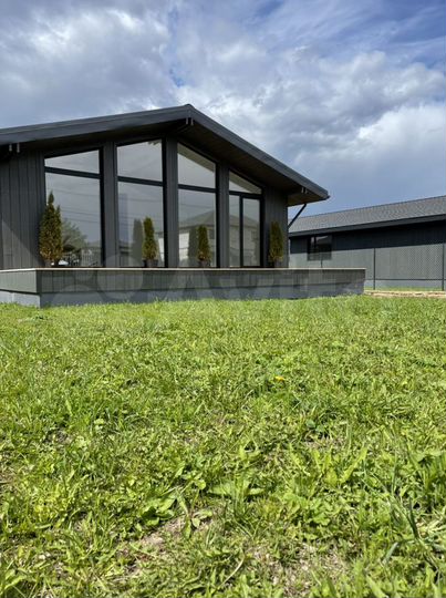 Дом 163 м² на участке 9,5 сот.