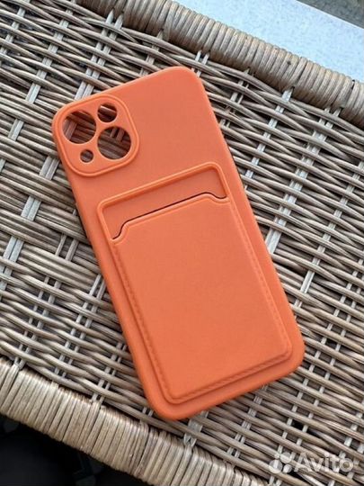 Чехол на iPhone 13