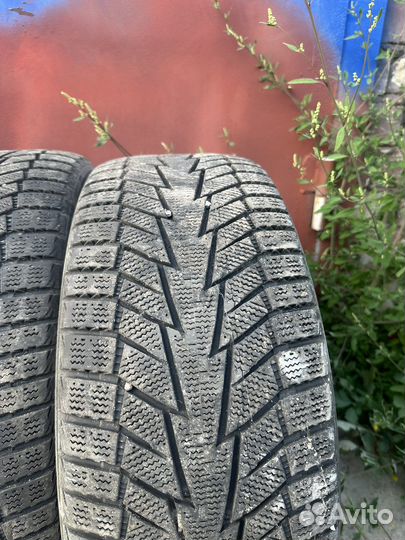 Hankook Winter I'Cept IZ2 225/45 R18 95T