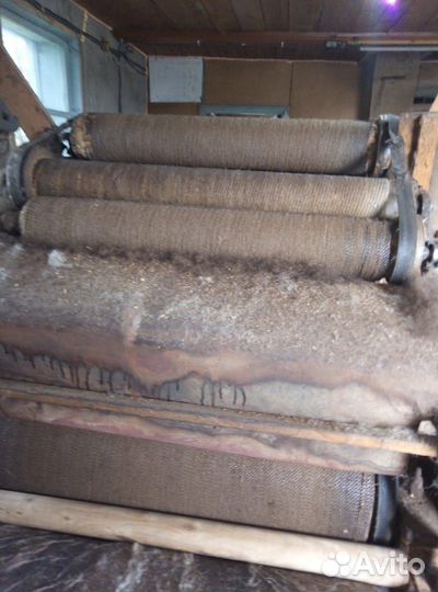 Чесальная машина для шерсти