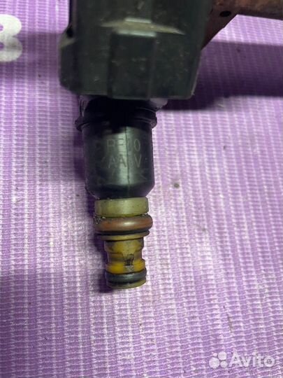 Топливная рампа с форсунками Honda Accord 7 CL9