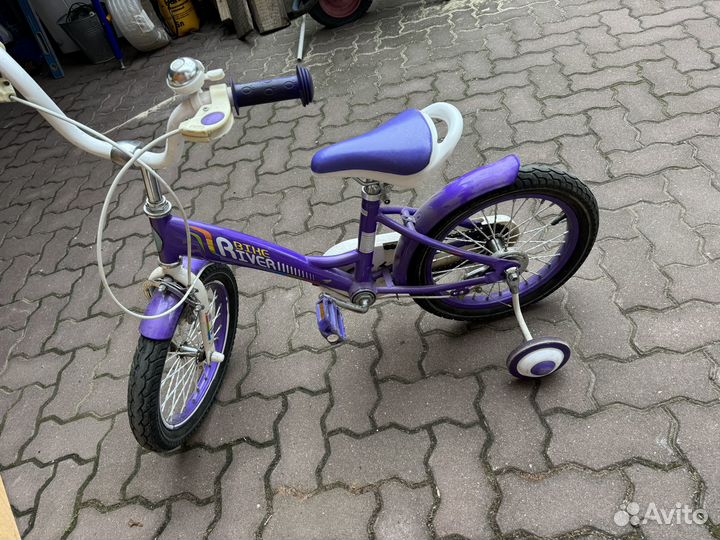 Велосипед детский 4 колесный бу