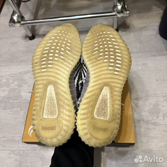 Кроссовки Adidas Yeezy Boost 350 V2 Zebra