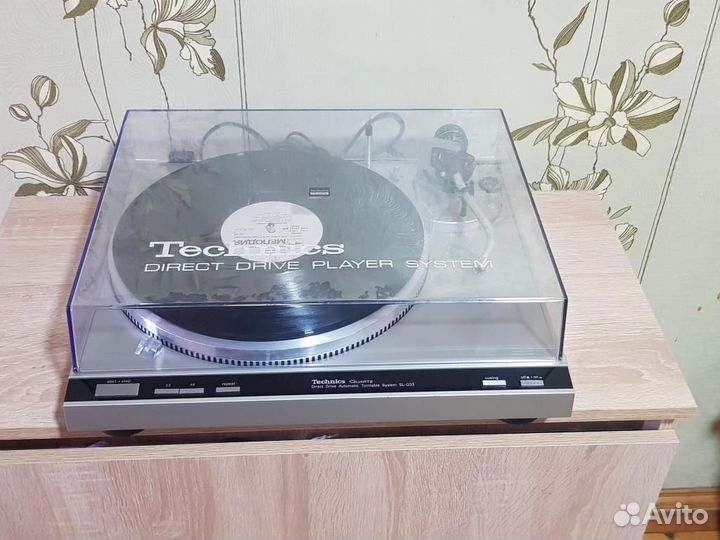 Виниловый проигрыватель Technics SL-Q33