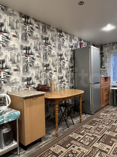 Комната 17,9 м² в 2-к., 2/5 эт.