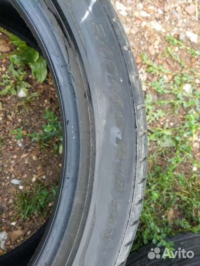 Pirelli P Zero 245/40 R19 94W