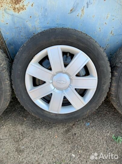 Колеса в сборе на Chevrolet Nokian 185/60 R15