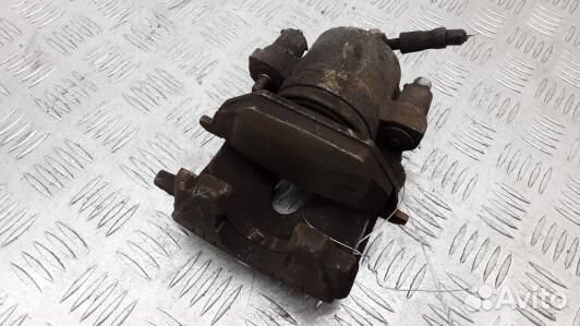 Суппорт тормозной передний правый skoda yeti 1 (4S