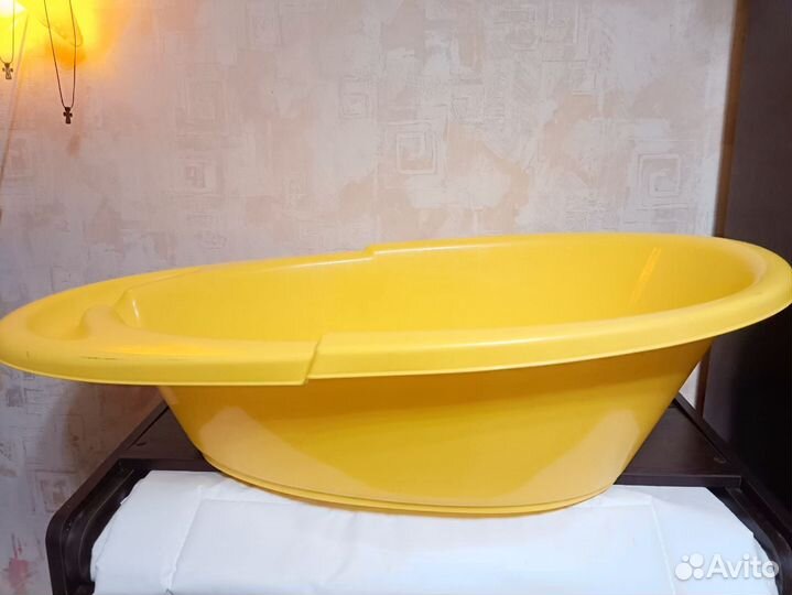 Ванночка для купания новорожденного