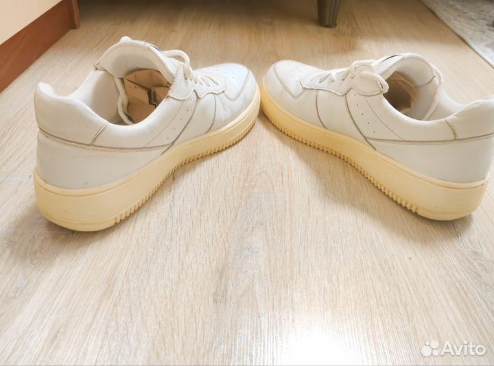 Кроссовки белые ralf ringer 43р