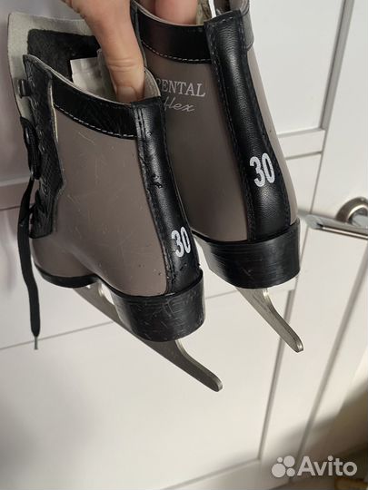 Коньки фигурные детские 30 размер