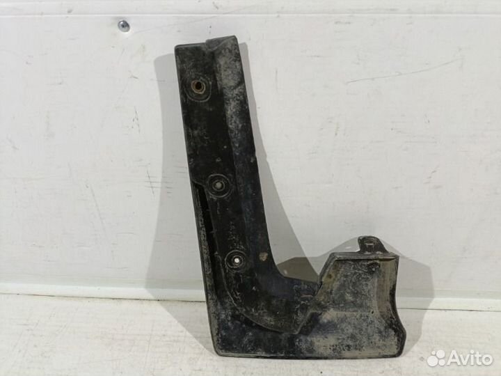 Брызговик задний правый Toyota Rav 4 40 2012