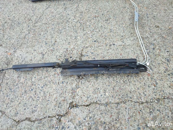 Механизм люка Jaguar xj x351